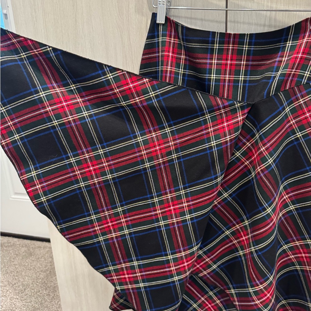 Casual Corner Asymmetrical Plaid Skirt - Red and Black Sz 0p - Picture 3 of 5